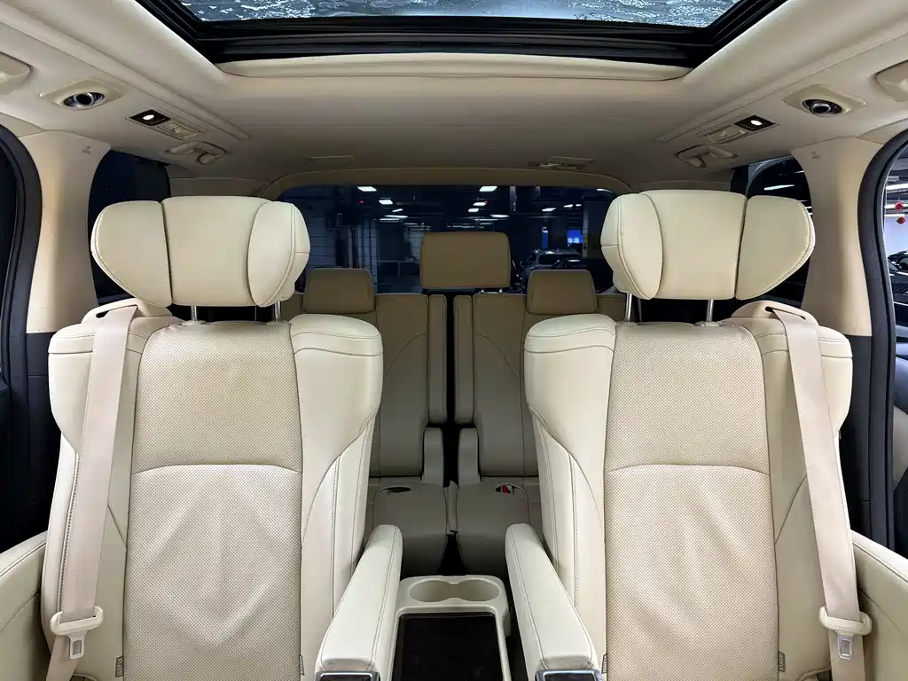 Toyota Alphard 2021 2.5L Luxury