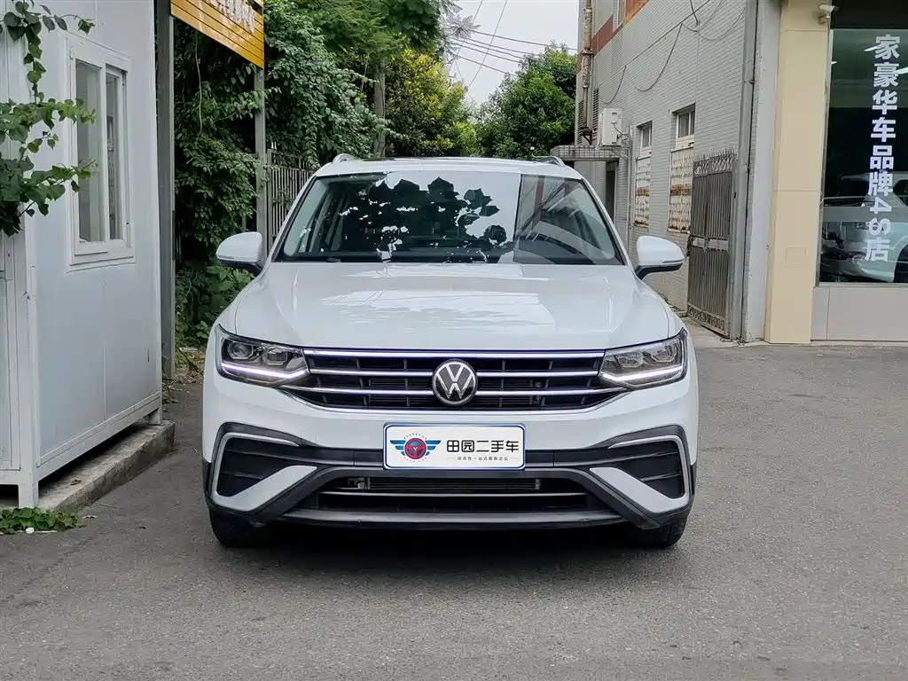 Volkswagen Tiguan L L 2024 330TSI AT Smart
