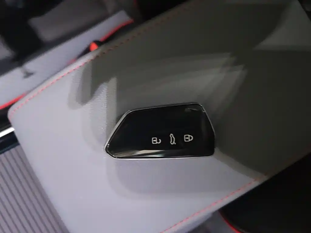 Volkswagen Lamando — миниатюра 11