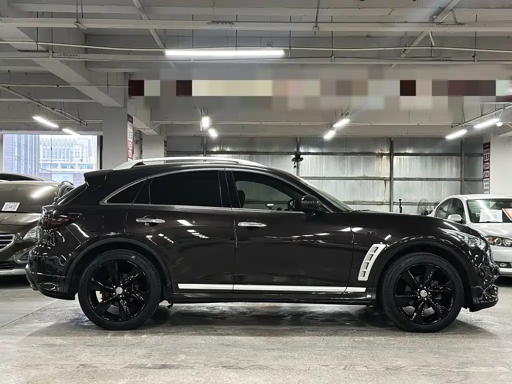 Infiniti FX — миниатюра 7