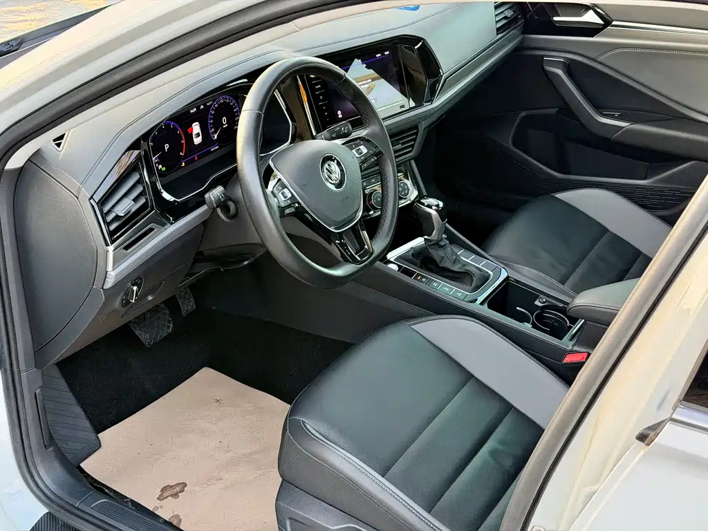 Volkswagen Sagitar — миниатюра 7
