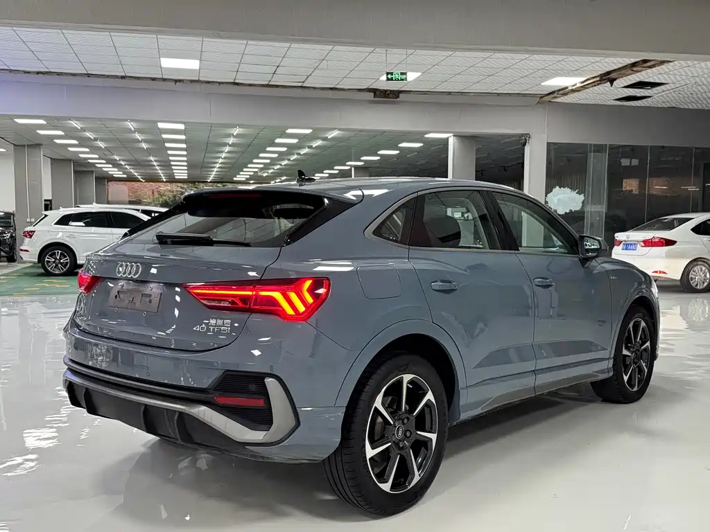 Audi Q3 Sportback — миниатюра 9