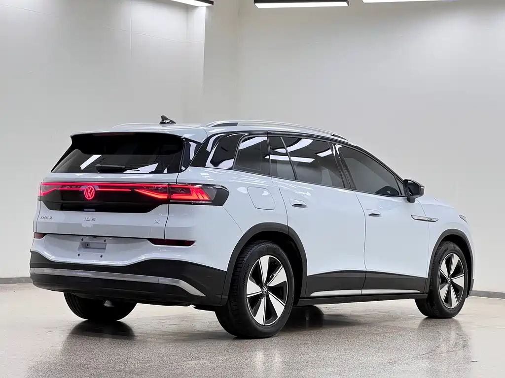 Volkswagen ID.6 X