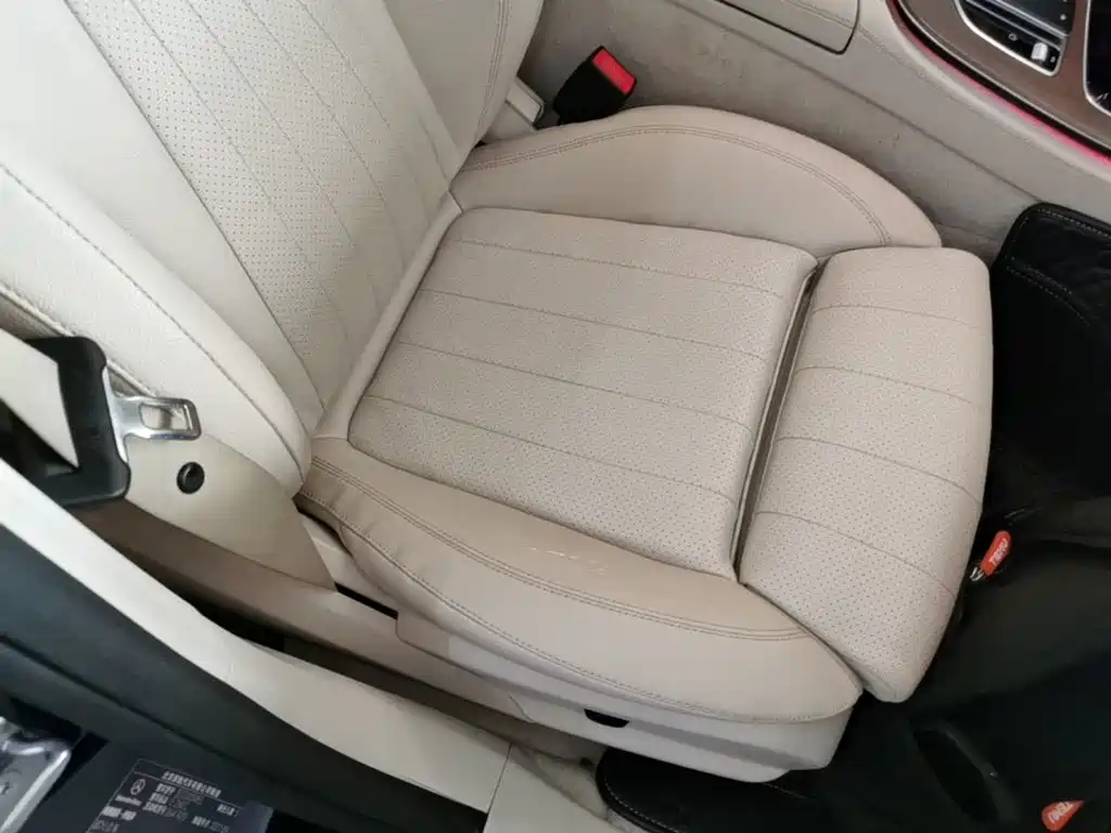 Mercedes-Benz E-Class — миниатюра 25