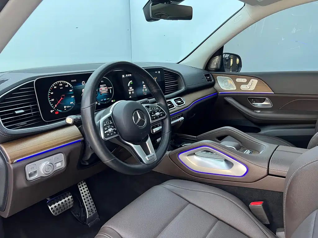 MERCEDES-BENZ GLS
