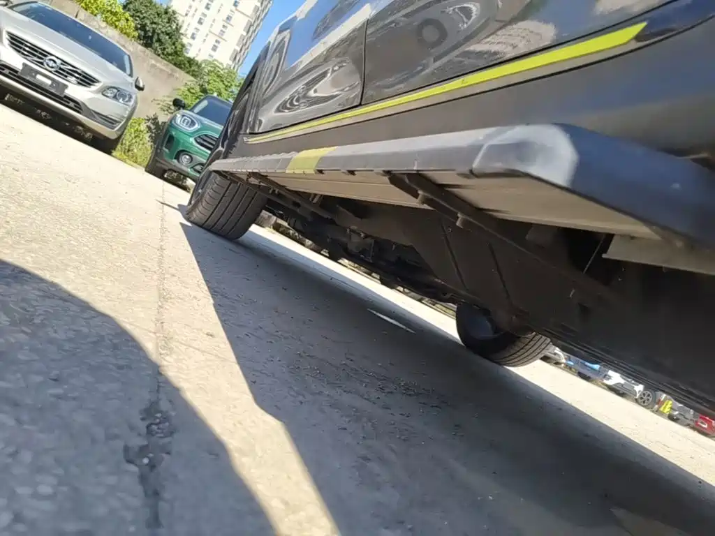 Roewe RX5 New Energy — миниатюра 22