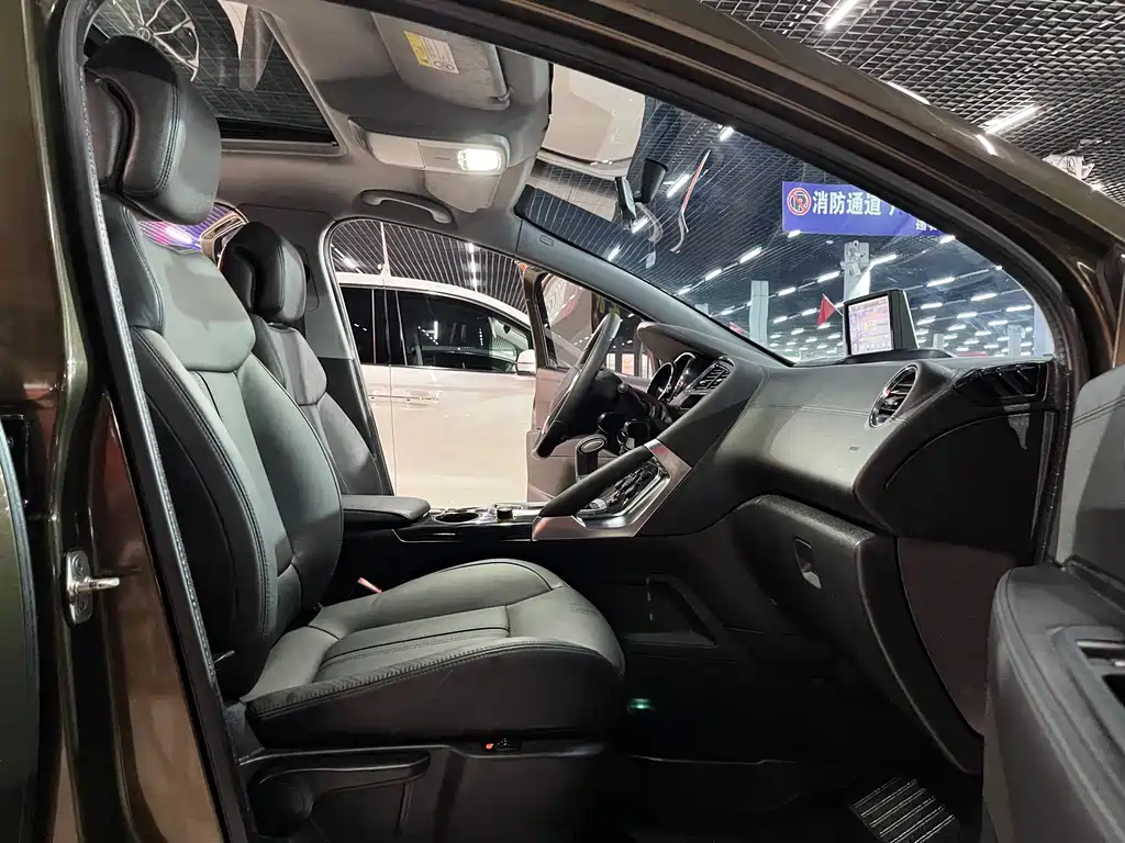 Peugeot 3008 — миниатюра 9