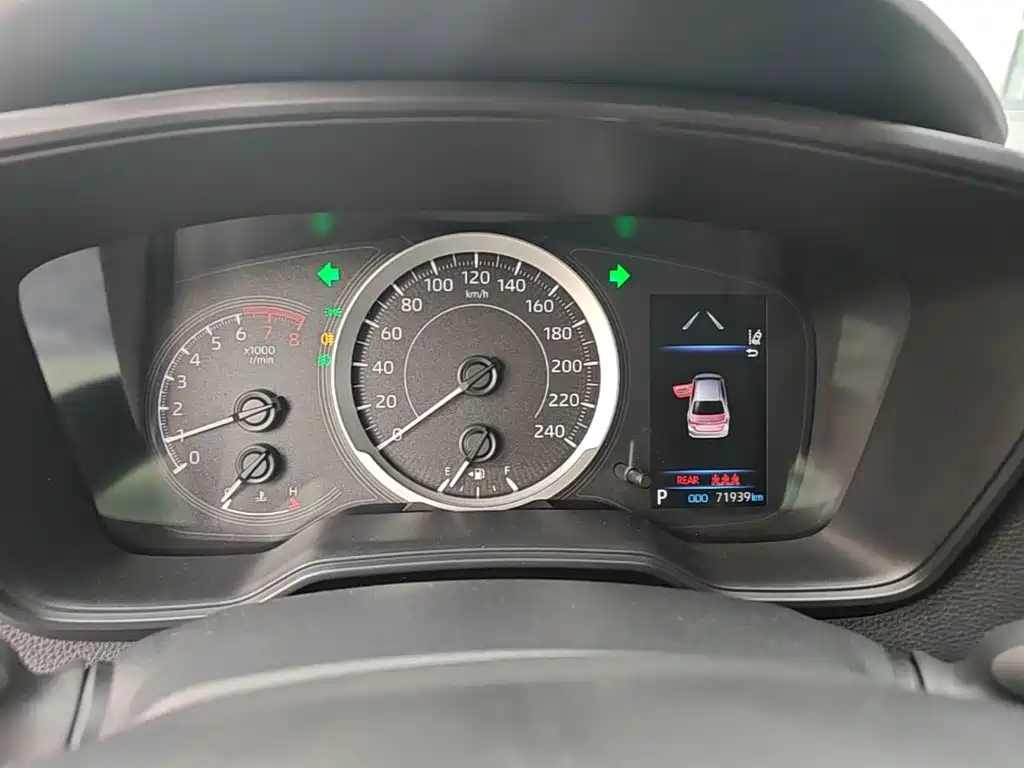 Toyota Corolla — миниатюра 12