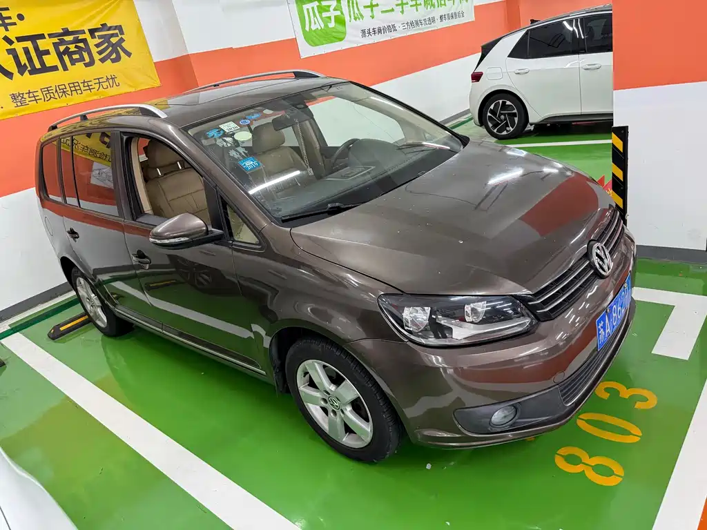 Volkswagen Touran — миниатюра 3
