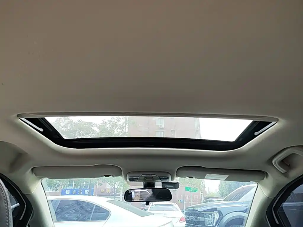 Geely Vision X3 — миниатюра 18