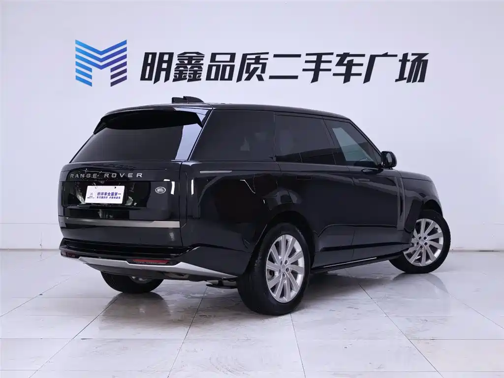 Land Rover Range Rover 2025 3.0 L6 360PS