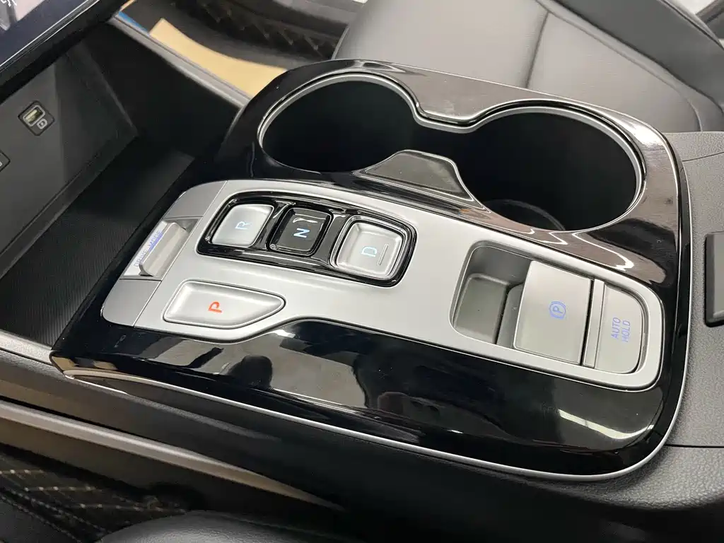 Hyundai Tucson — миниатюра 17