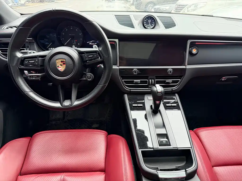 Porsche Macan — миниатюра 4