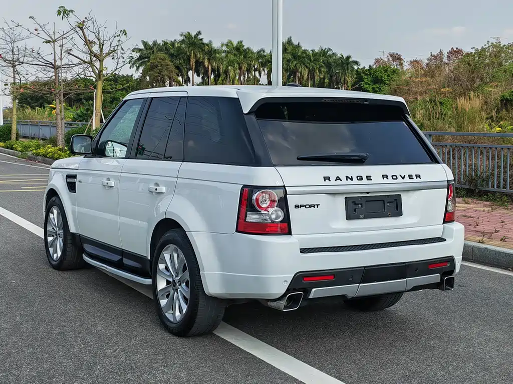 Land Rover Range Rover Sport 2012 3.0 TDV6 HSE
