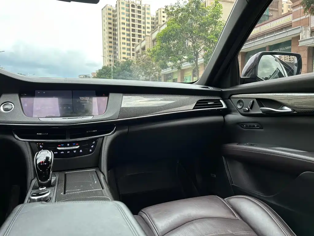 Cadillac CT6 — миниатюра 22