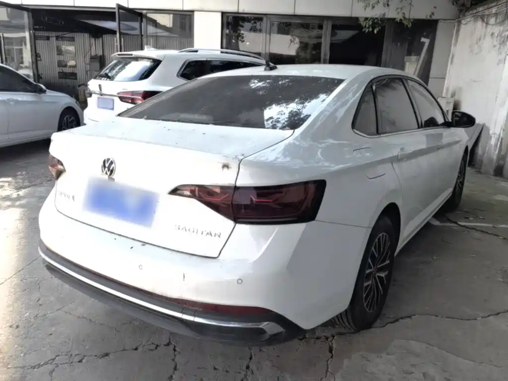 Volkswagen Sagitar 2025 200TSI DSG