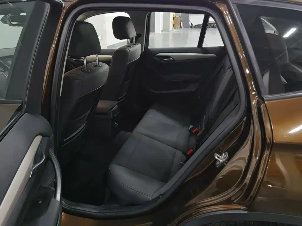 BMW X1 (Import) — миниатюра 15