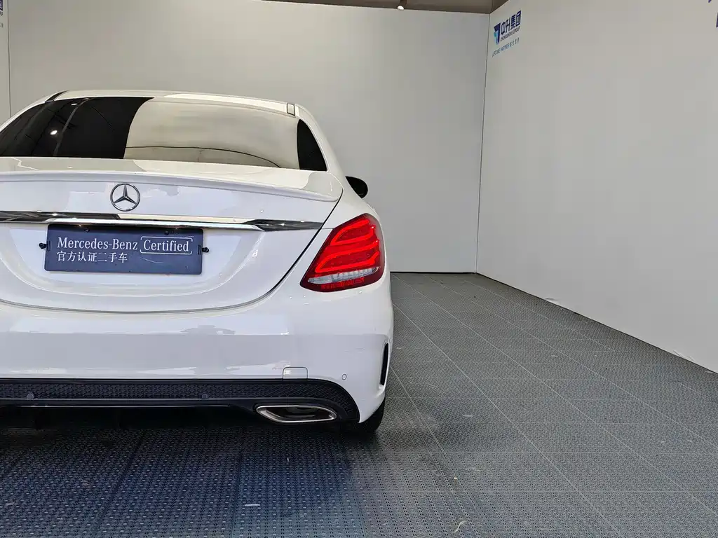 Mercedes-Benz C-Class — миниатюра 21