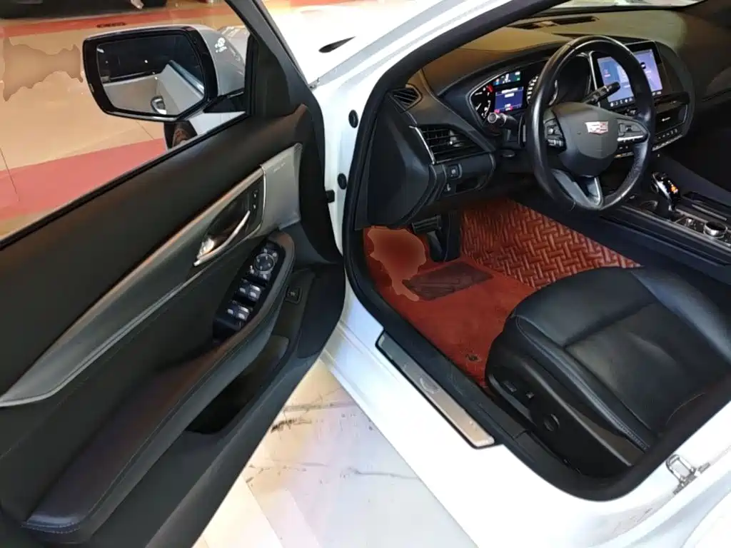 Cadillac CT5 — миниатюра 16