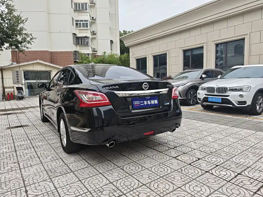 Nissan Teana — миниатюра 5