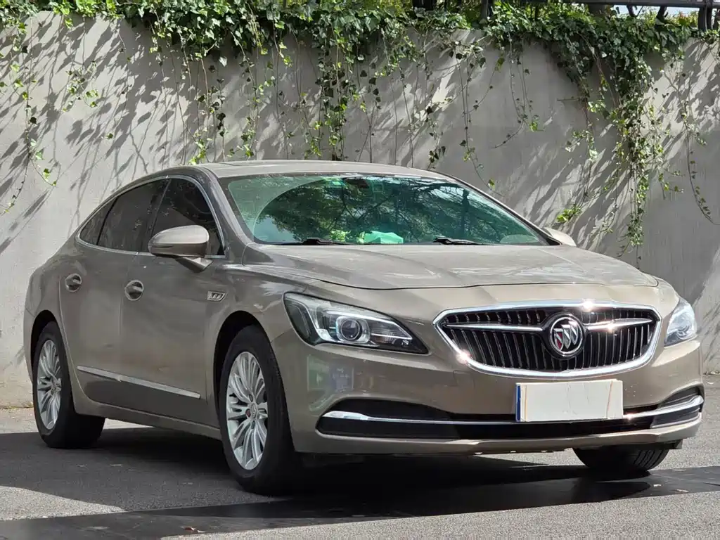 Buick LaCrosse — миниатюра 3