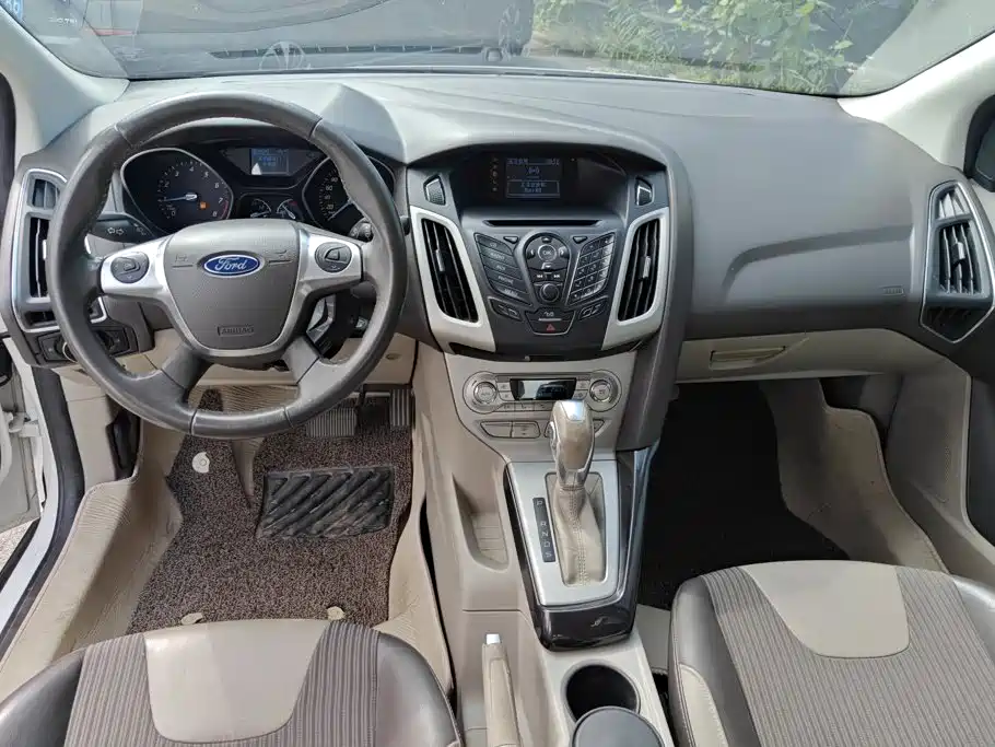 Ford Focus — миниатюра 12