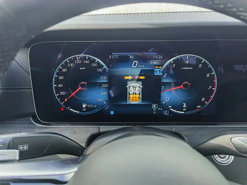 MERCEDES-BENZ E CLASS