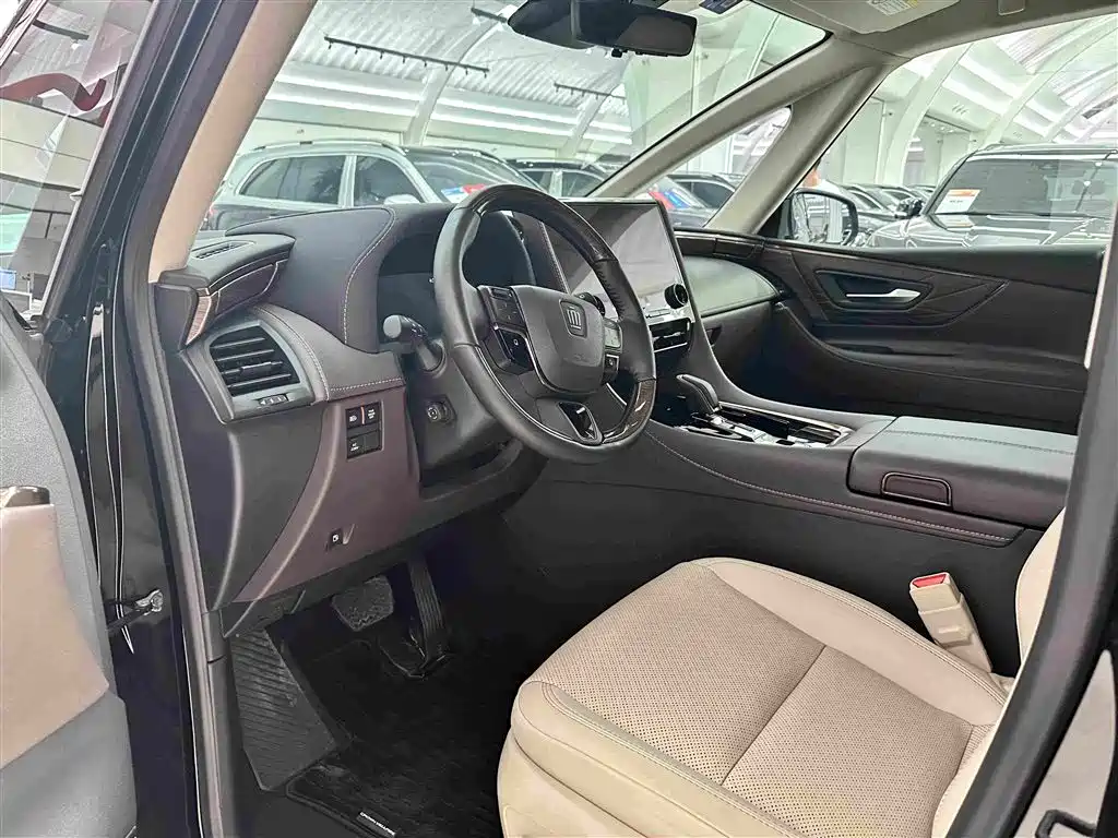 Toyota Vellfire 2024 2.5L Executive