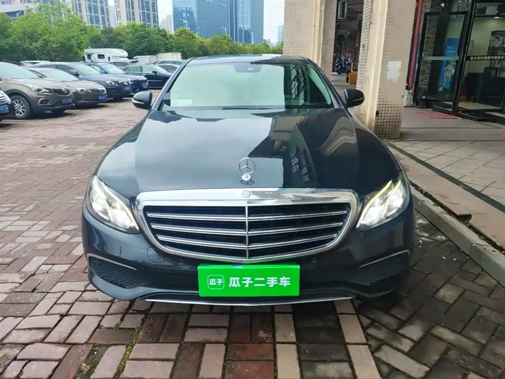 Mercedes-Benz E-Class E 2016 E 300 L Fashion