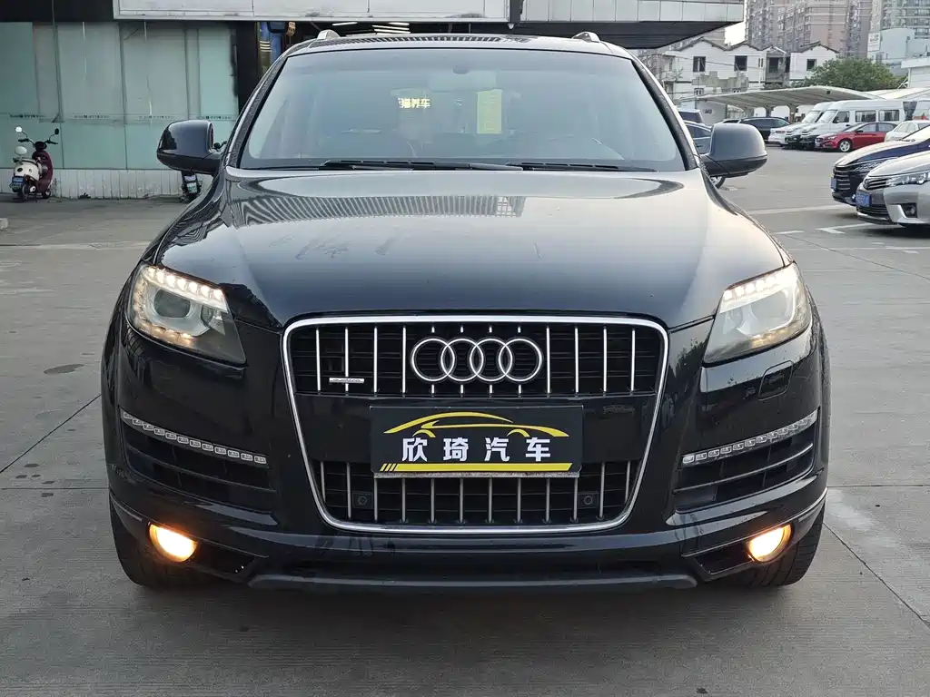 Audi Q7 — миниатюра 2