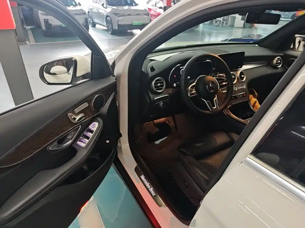 Mercedes-Benz GLC — миниатюра 16