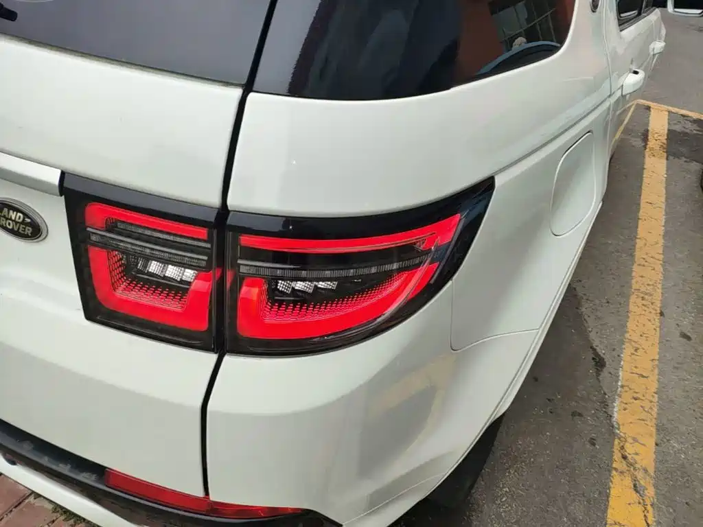 Land Rover Discovery Sport — миниатюра 8