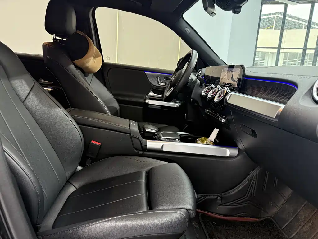Mercedes-Benz EQB — миниатюра 7