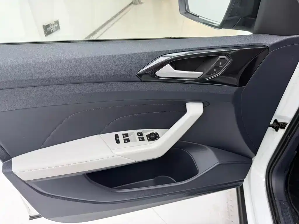 Volkswagen Tharu — миниатюра 12