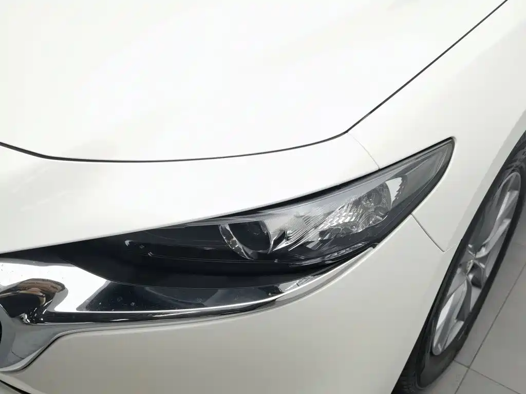 Mazda 3 Axela — миниатюра 7