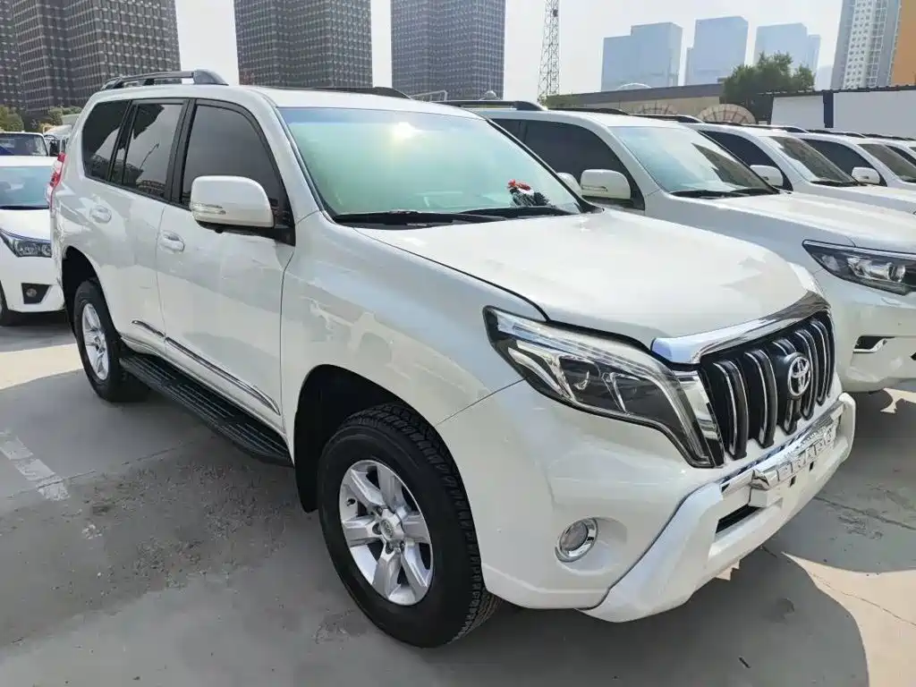 Toyota Prado — миниатюра 4