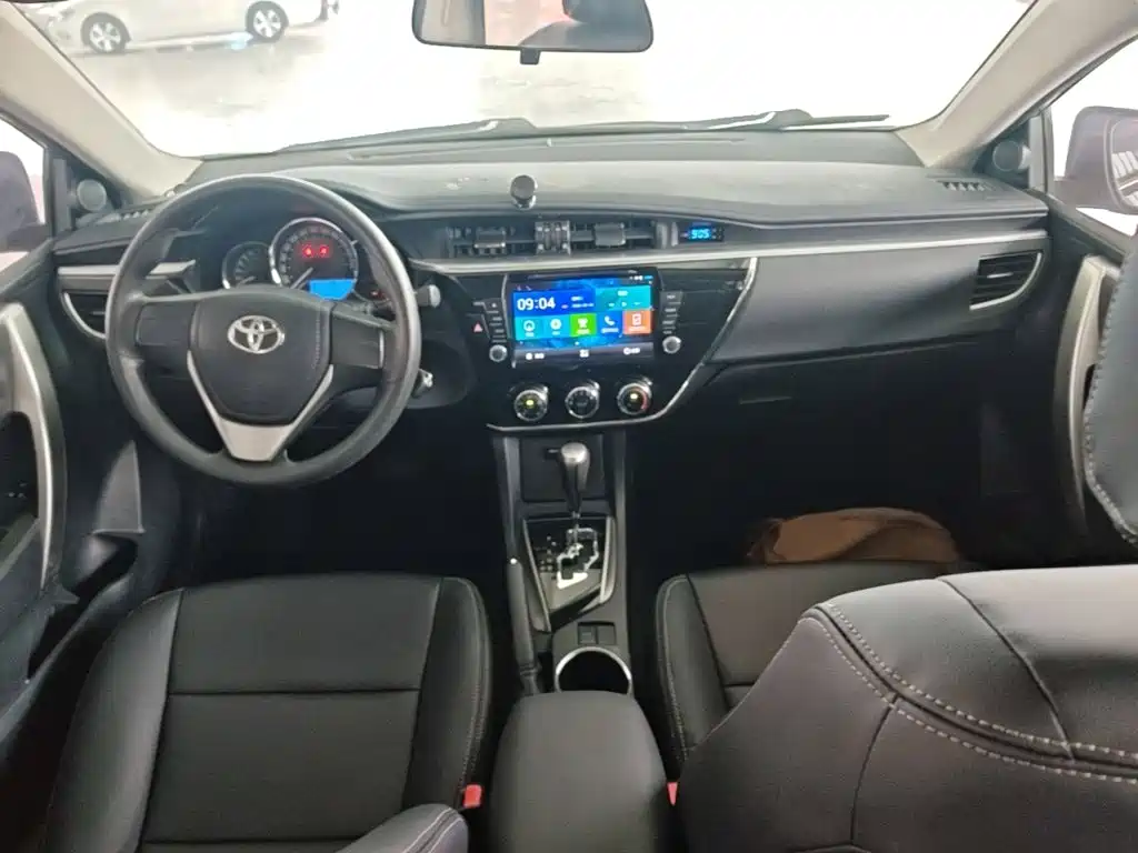 Toyota Corolla — миниатюра 10