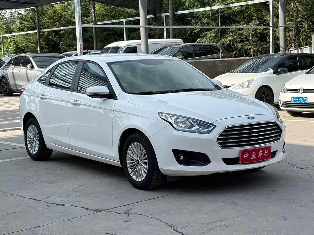 Ford Escort 1.5L Auto Comfort Type, фото 3