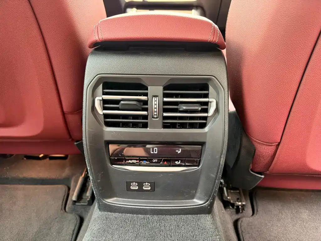 BMW 3 Series — миниатюра 11