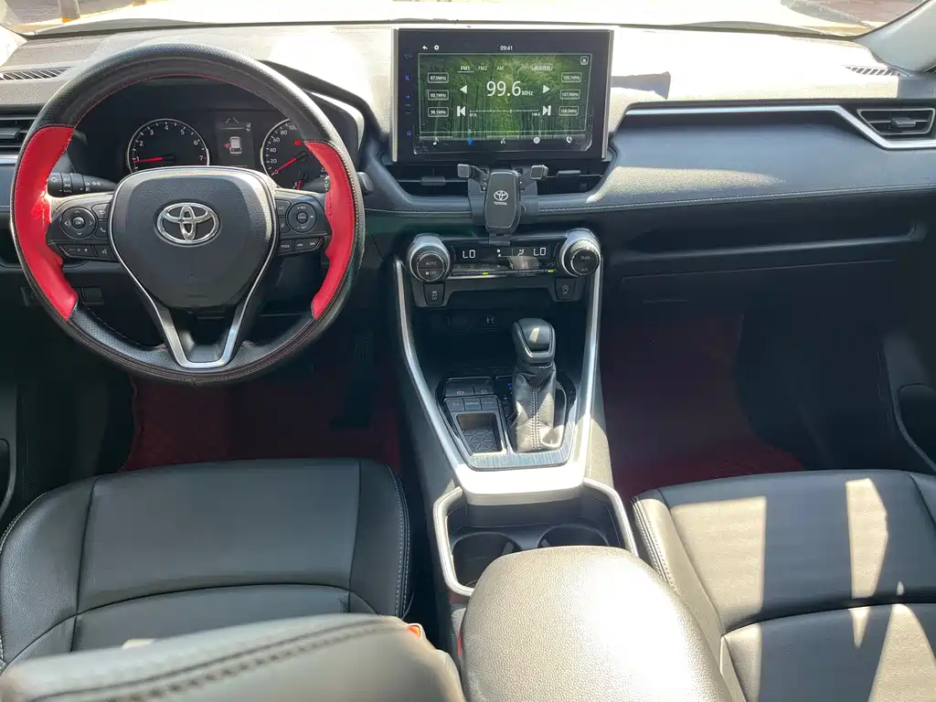 Toyota Wildlander — миниатюра 17