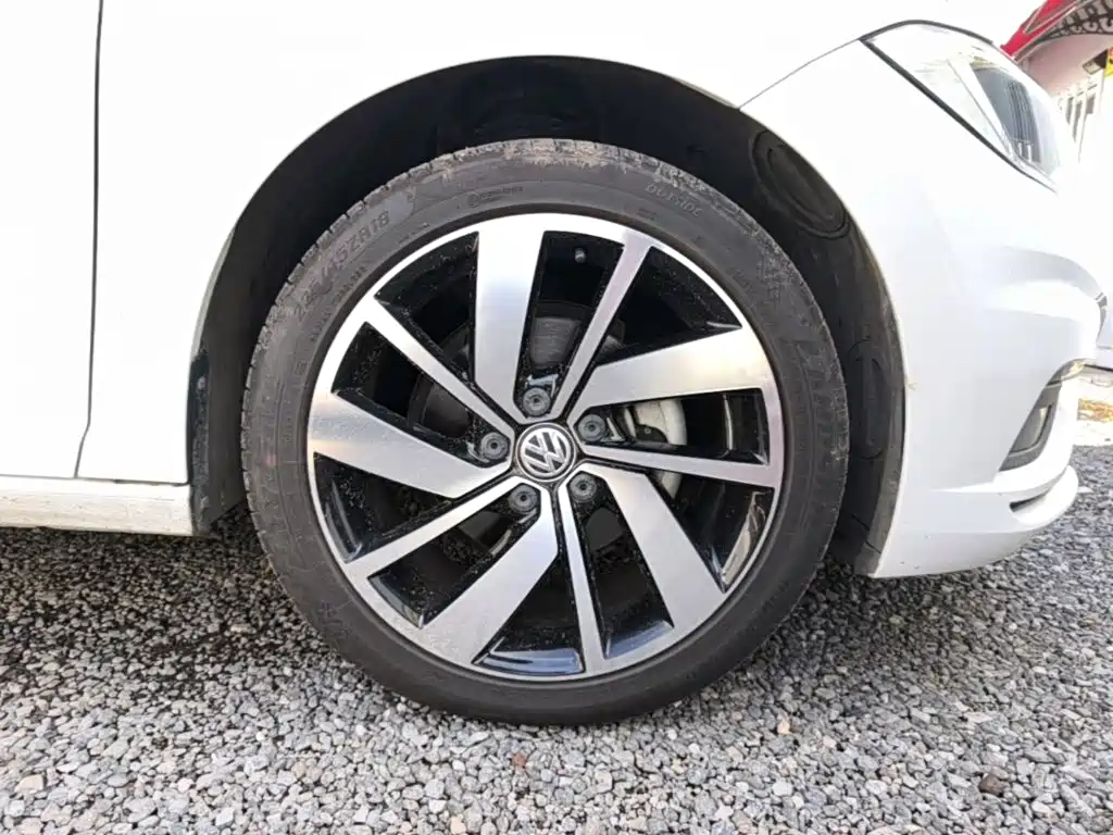 Volkswagen Sagitar — миниатюра 12