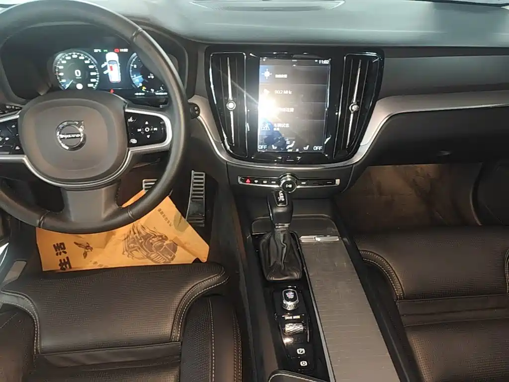 Volvo V60 — миниатюра 14