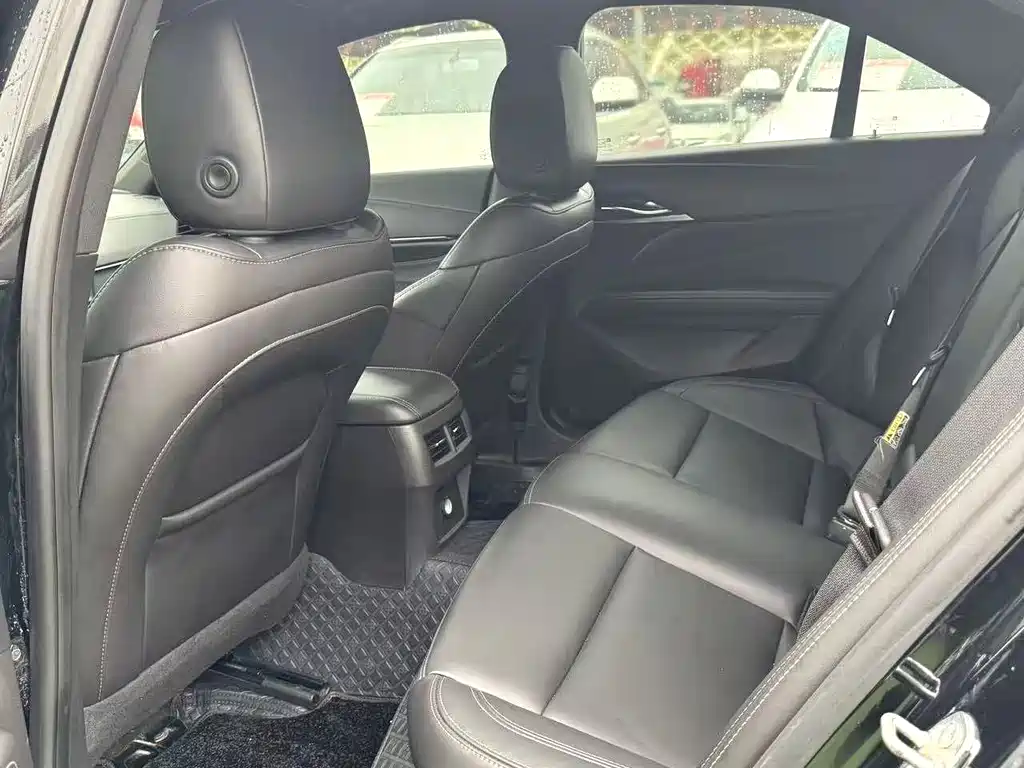 Cadillac CT4 2022 28T Luxury
