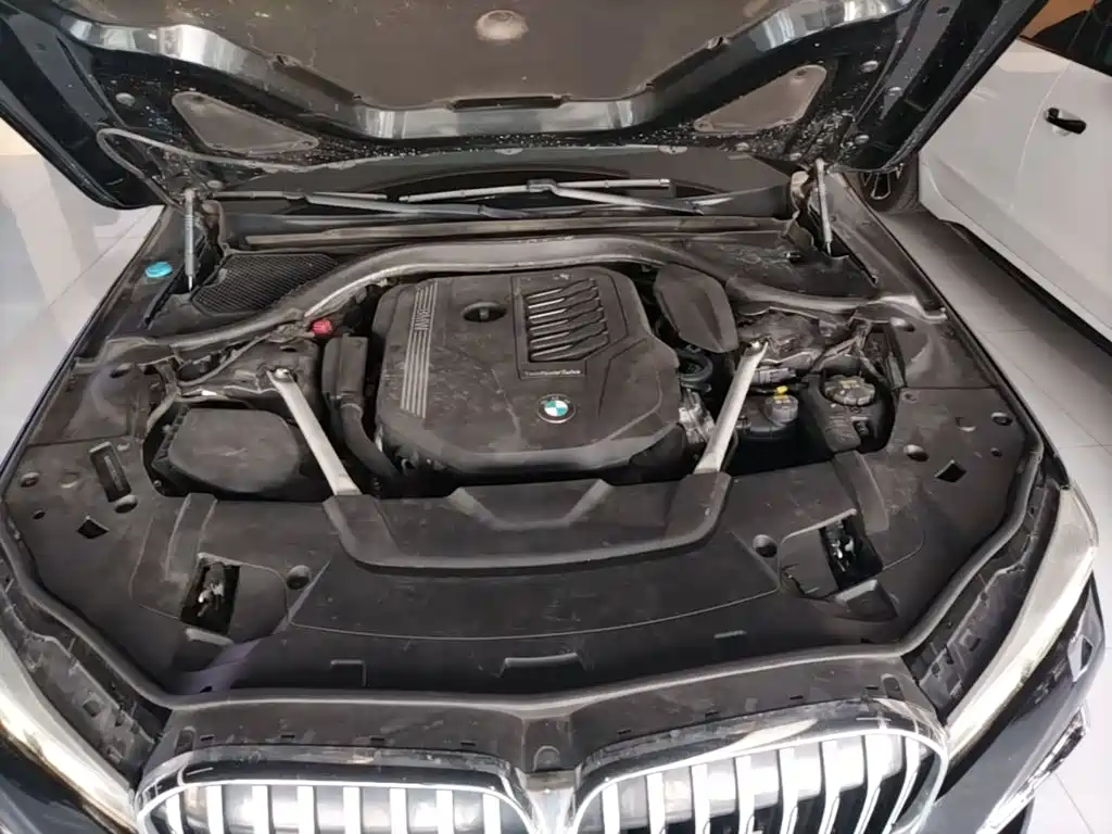 BMW 7 Series — миниатюра 20