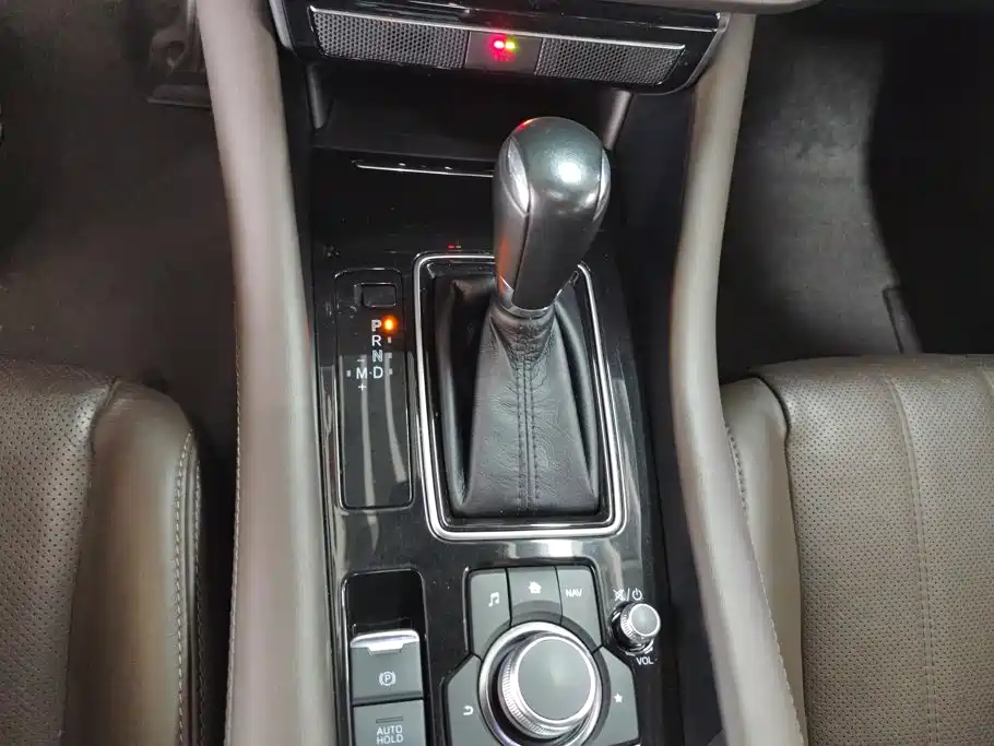 Mazda Atenza — миниатюра 16
