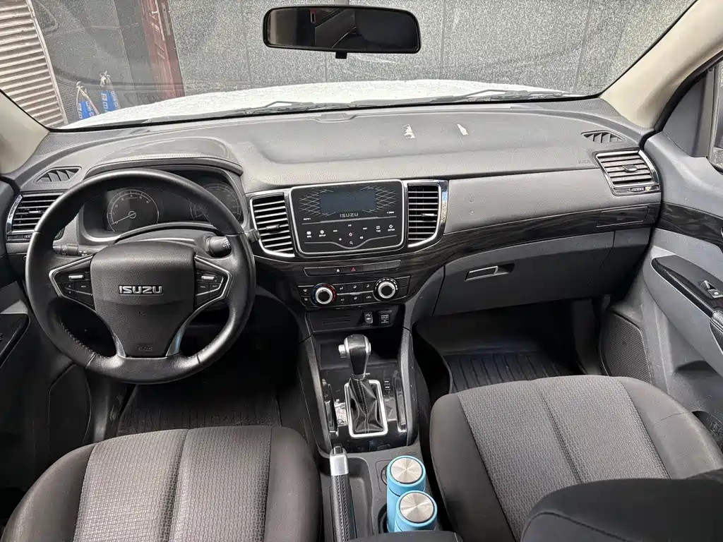 Isuzu Lingtuo — миниатюра 6