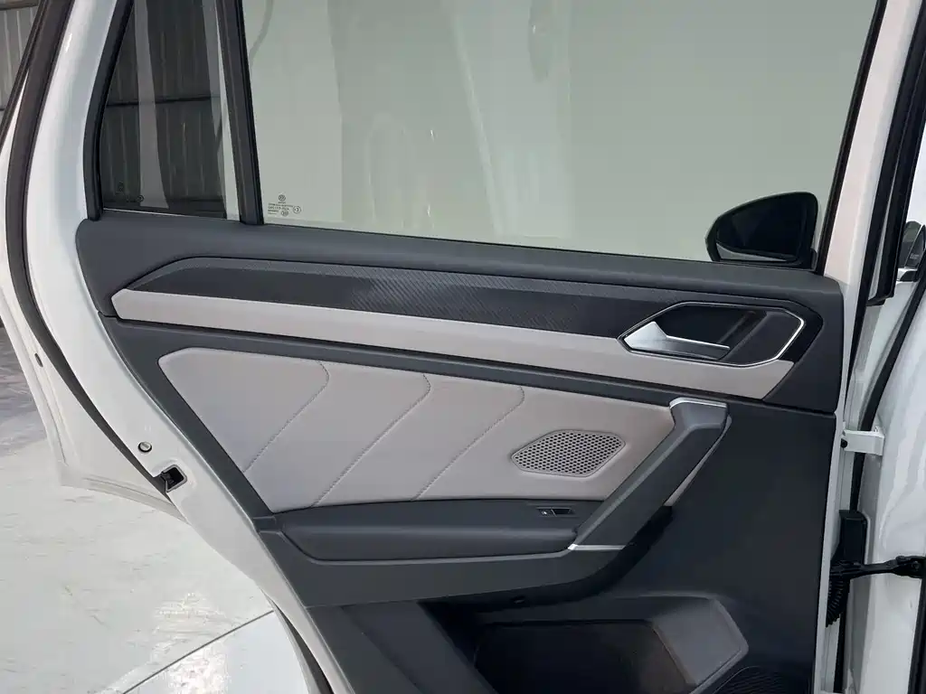 Volkswagen Tayron 2023 280TSI Luxury Plus