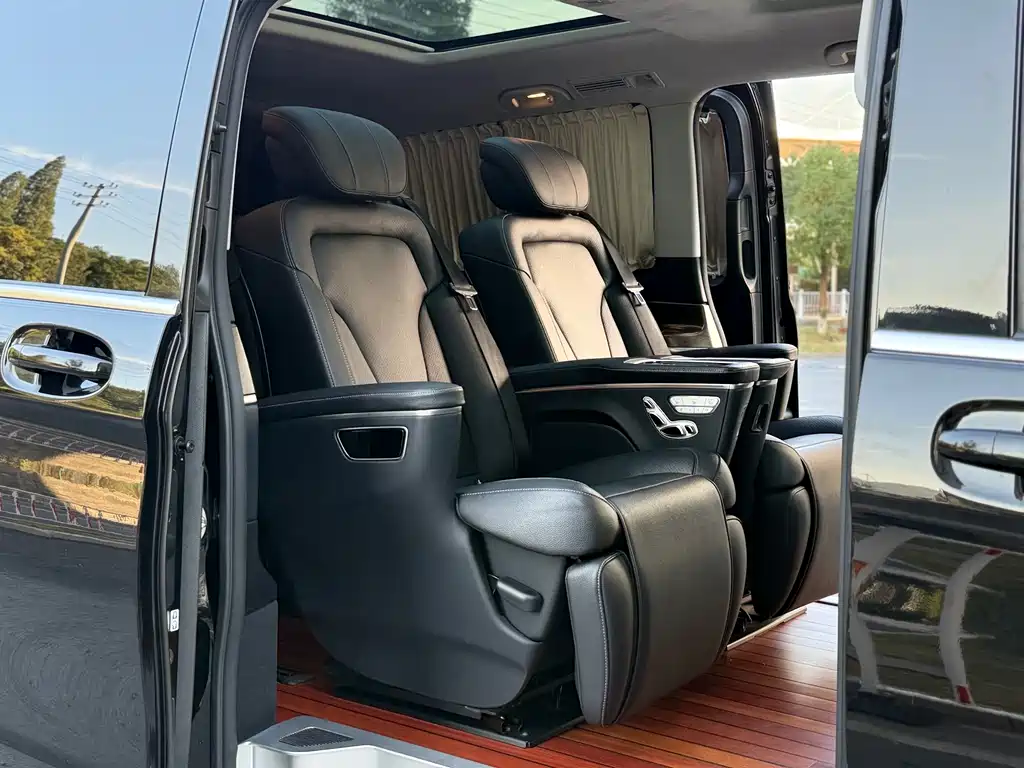 MERCEDES-BENZ V CLASS