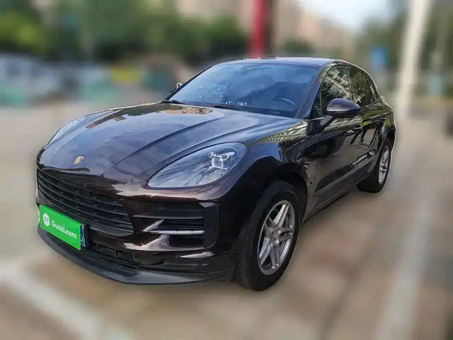 PORSCHE MACAN 2019