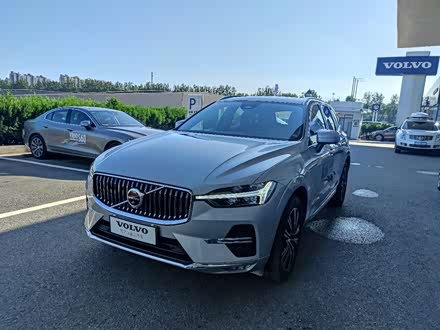 沃尔沃xc60 2022款 b5 四驱智雅豪华版